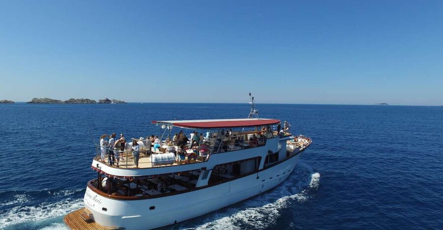 Elaphiti Islands: Full-Day 3-Island Tour with Lunch - What to bring so you enjoy the sun and not fight it