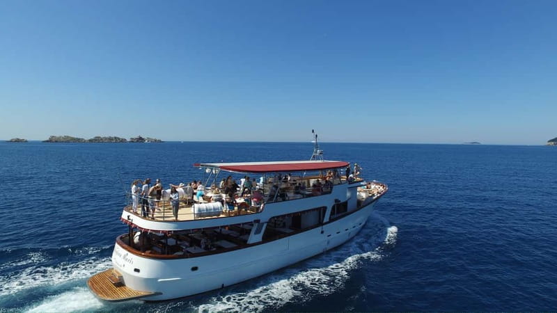 Elaphiti Islands: Full-Day 3-Island Tour with Lunch - Regina Maris check in, then settle into boat day mode