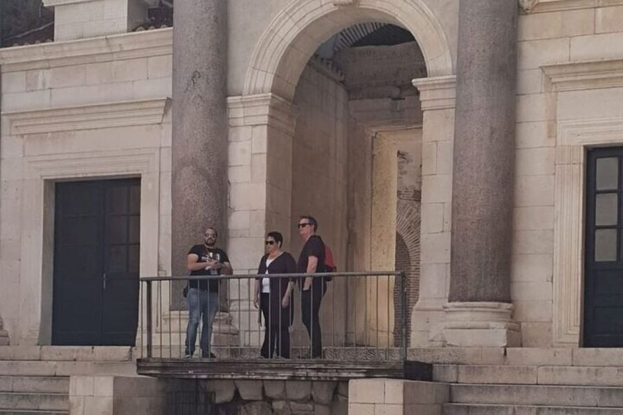 Experience Split History Walking Tour With Local Historian - Hidden corners, narrow streets, lost sphinx head, and a secret garden story