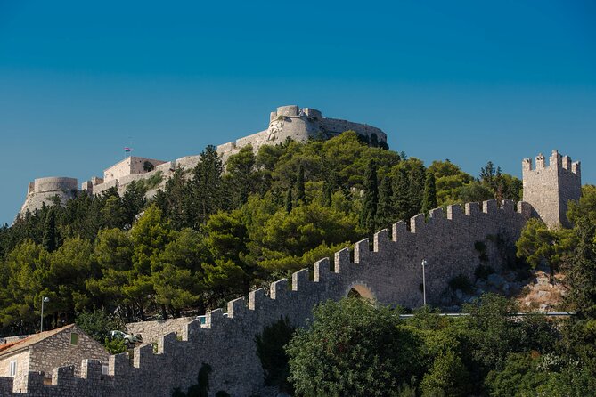 Explore Hvar, Brac and Solta on the Private Boat Trip - Unique Experience - Uvala Smrka: A 15-Minute Taste of Yugoslav-Era Military History