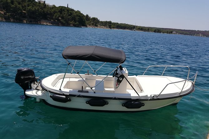 Explore the West coast of the island Brac by BETINA boat - Snorkelling on your terms, with gear taken care of