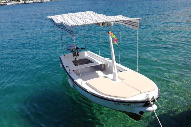 Explore west side of island Brač with Pasara boat - Traditional Dalmatian boat - Traditional Dalmatian Boat: Easy to Learn, Practical to Use