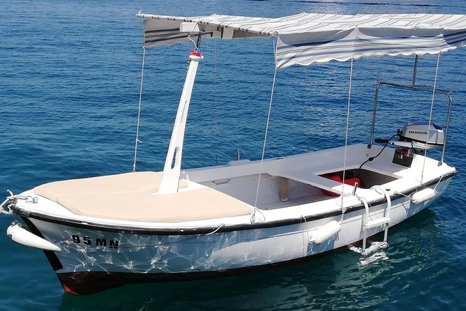 Explore west side of island Brač with Pasara boat - Traditional Dalmatian boat - Your West Brac Route: Bobovišće, Osibova, Stomorska