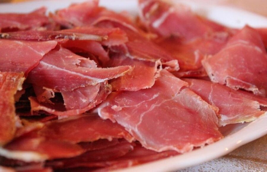 Food Tour in Split ( Small Group) - Another local restaurant stop: more bites, same point