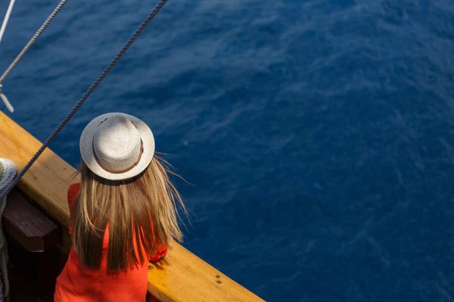 From Dubrovnik: Elaphiti Islands Galleon Cruise with Lunch - On-Board Comfort: Wi-Fi, Toilets, and the “Cruise Mood”
