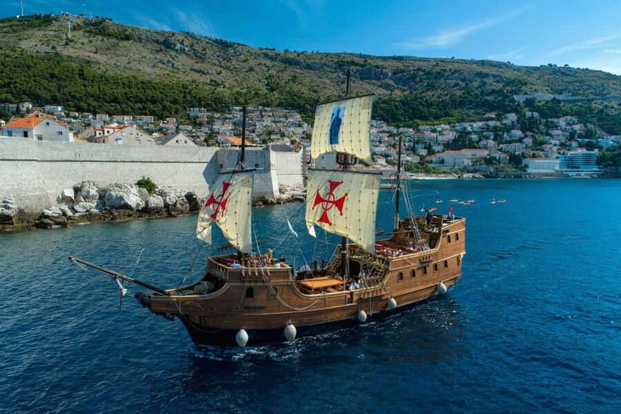 From Dubrovnik: Elaphiti Islands Galleon Cruise with Lunch - Getting on Board at Dubrovnik Old Town Port (09:30 AM)