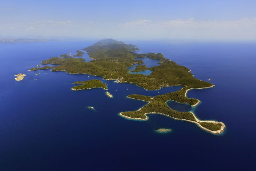 From Dubrovnik: Mljet National Park & Elaphiti Islands Trip - Moon Beach on Mljet: A Calm Bay Break Between Swim Stops
