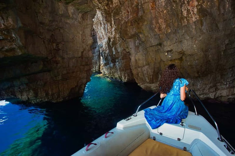From Hvar: Blue Cave and Pakleni Islands Group Tour - Optional stops on Vis and beyond: how the skipper adds variety