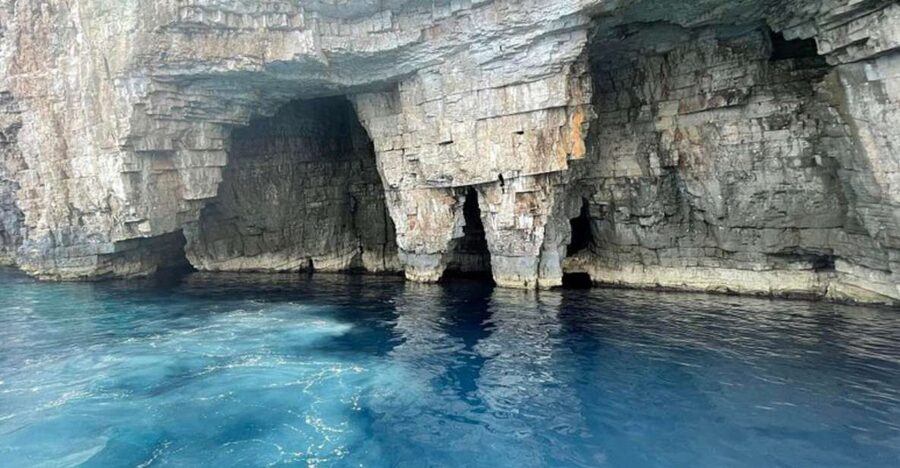 From Hvar: Blue Cave, Green Cave & 5 Islands Speedboat Tour - Budikovac and the Blue Lagoon: your warm-up swim