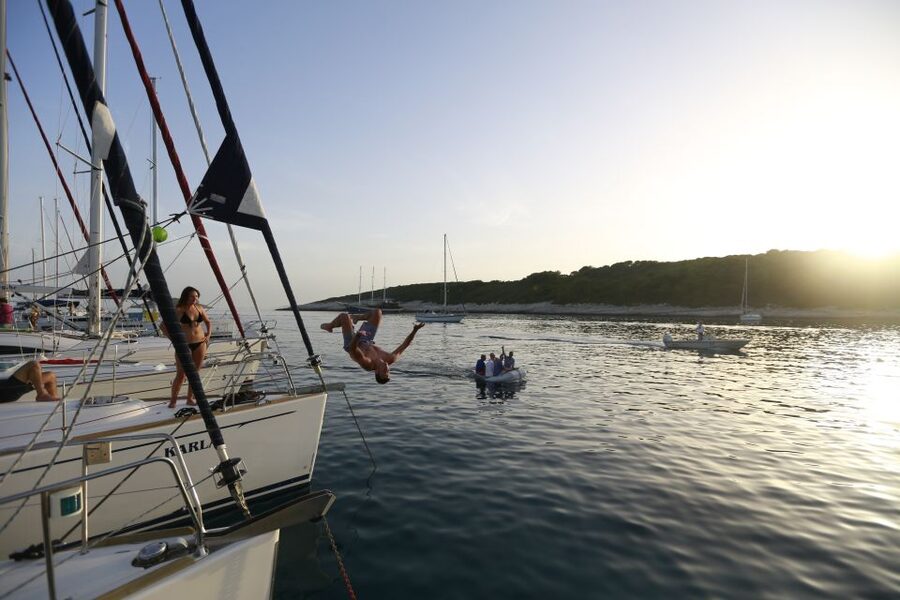 From Hvar: Pakleni Islands & Red Rocks Comfort Sailboat Tour - Pakleni Islands cruising: where the day’s best swim moments often land