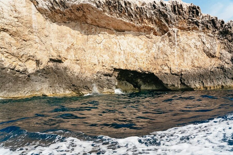 From Hvar: Vis Island and Blue Cave Speedboat Tour - Green Cave Stop on Ravnik: A Fast Hit of Color