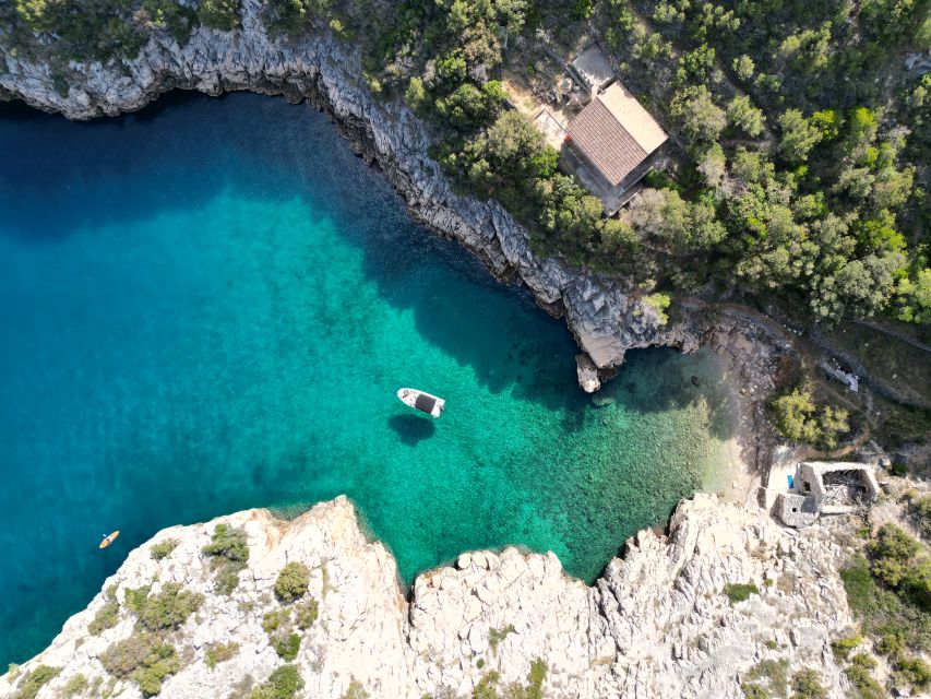 From Makarska: Hidden Gems of Hvar Island's North Shore - Mala Stiniva: vertical cliffs, crystal water, and cliff-jump potential