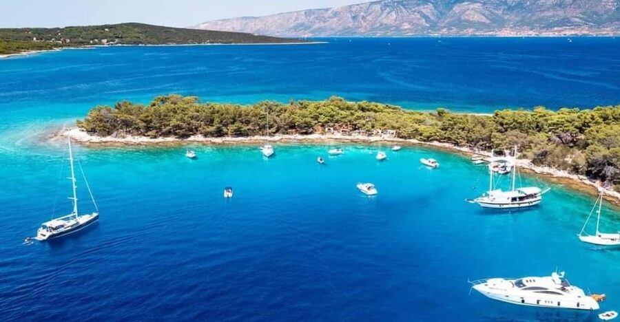From Makarska:Hvar and Brač Island : Day Tour with speedboat - Golden vs Blue route, what changes your day