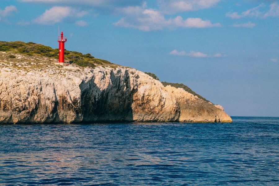 From Omis: Blue Cave & 5 Island Speedboat Tour - Hvar Island free time: old town stroll, Venetian palaces, and the fortress stairs
