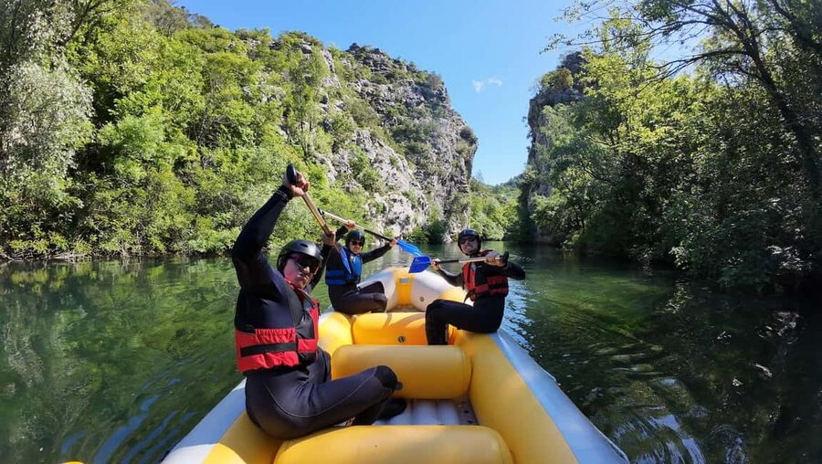 From Omiš/Split: Cetina River Rafting Experience - The short walk between checkpoints: why it helps beginners