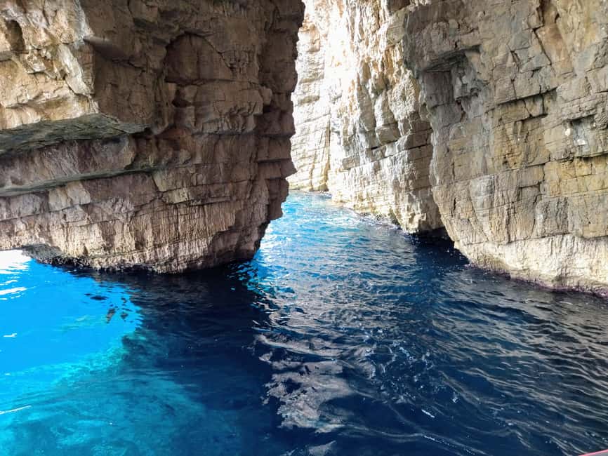From Split: Blue Cave, Hvar, Mamma Mia, 5 Islands boat Tour - The Pakleni Islands Photo Stops and the Pace of the Loop