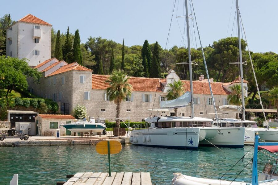 From Split: Blue Lagoon, Šolta, and Trogir Speedboat Tour - Crew Energy, Music, and Hearing the Narration on a Noisy Ride