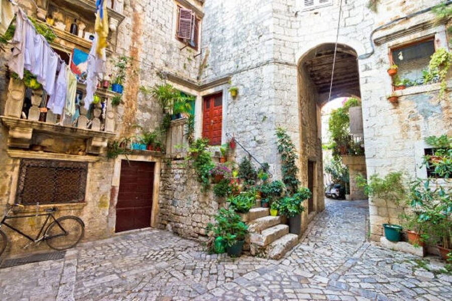From Split: Blue Lagoon, Šolta, and Trogir Speedboat Tour - Who This Speedboat Tour Suits Best