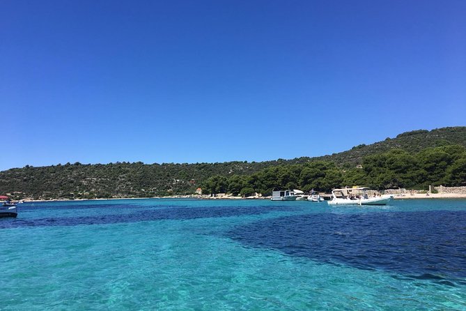 From Split: Half-Day Blue Lagoon and 3 Islands Boat Tour - Maslinica on Šolta: village tradition, short walks, and 45 minutes to breathe