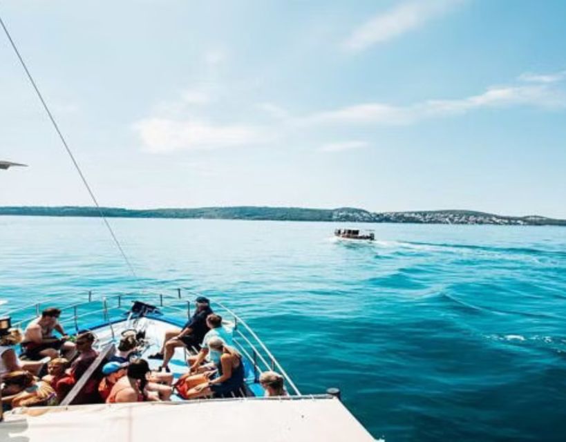 From Split: Islands & Blue Lagoon Cruise with Lunch & Drinks - Šolta and Kontessa: Nečujam Bay, Snorkel Time, and a Real Shipwreck