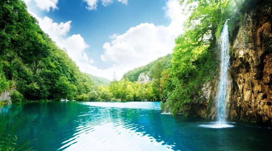 From Split: Plitvice Lakes Full-Day Trip - Price and Value: What You Pay for, and What You Still Need to Cover