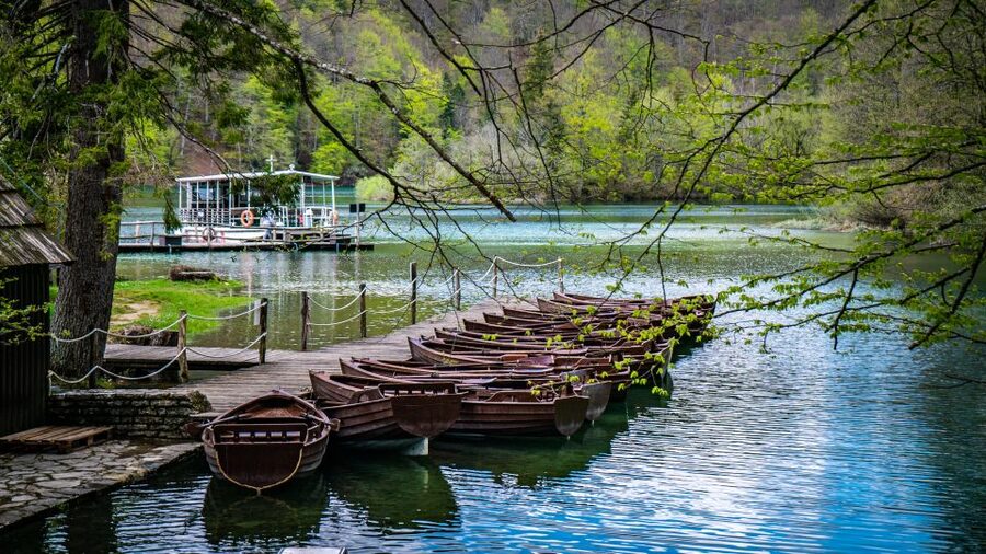 From Split: Plitvice Lakes Guided tour - What the guide adds beyond photos: conservation and local context