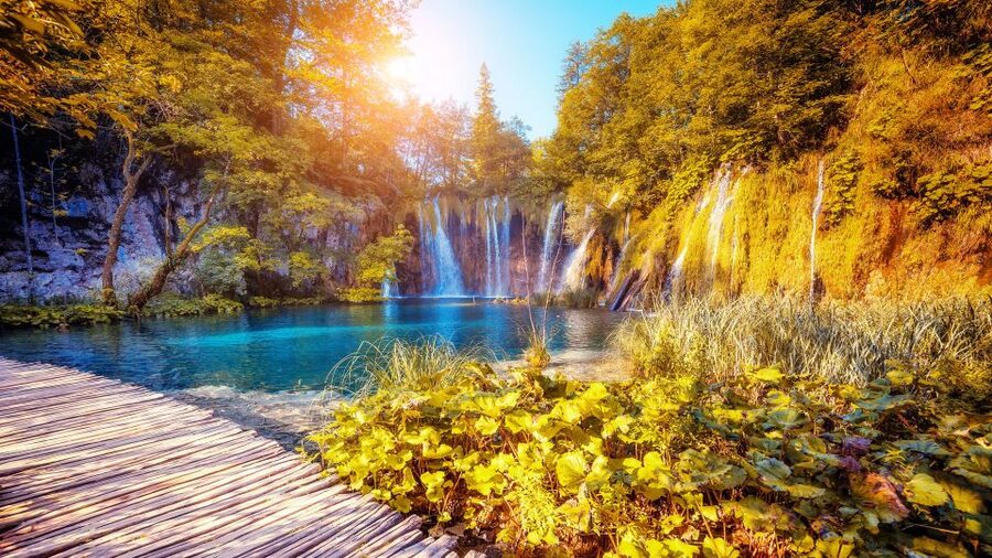 From Split: Plitvice Lakes Guided Tour with Entry Tickets - Boat Ride and Electric Train: How the Tour Covers More Without Exhaustion