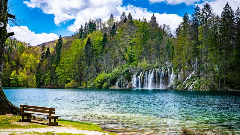 From Split: Plitvice Lakes Guided tour - The 12-hour schedule: what you’ll actually do at Plitvice