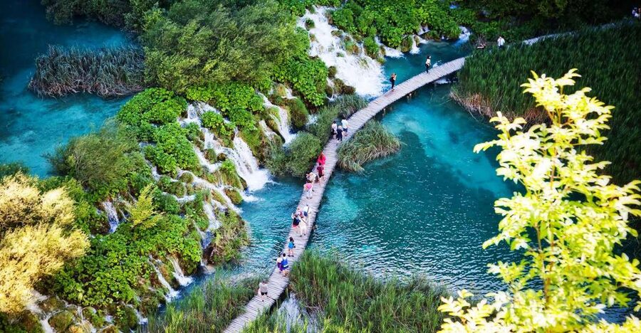 From Split/Trogir/Omiš: Plitvice Lakes Guided Group Tour - Getting to Plitvice from Split, Trogir, and Omis: the long drive made easier