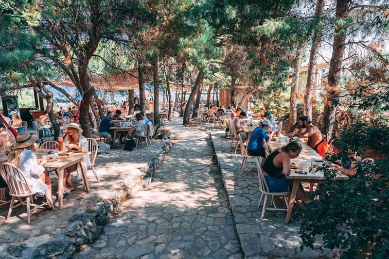 From Trogir: Blue Lagoon & Šolta Cruise with Lunch & Drinks - What to Bring for a Day on the Water