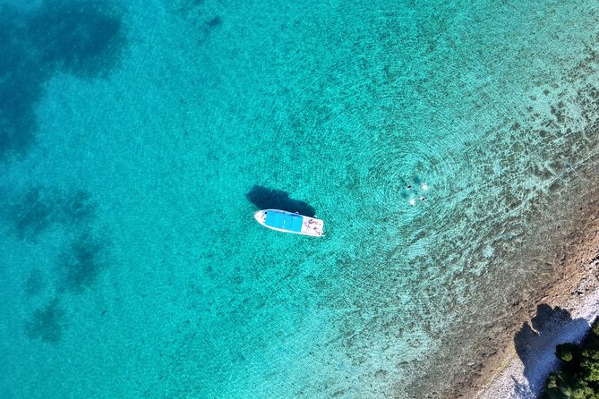 From Trogir & Split: Half Day Speedboat Tour with Blue Lagoon - Boat comfort and the small-group vibe