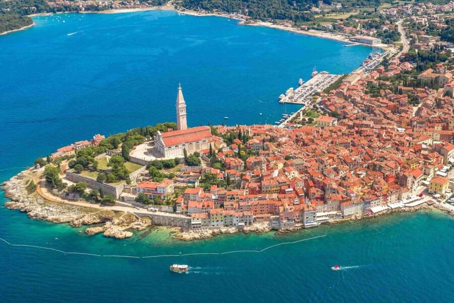 From Vrsar: Lim Bay, Pirate Cave and Rovinj Visit - Rovinj Free Time: Alleys, Galleries, Cafés, and a Market Bite