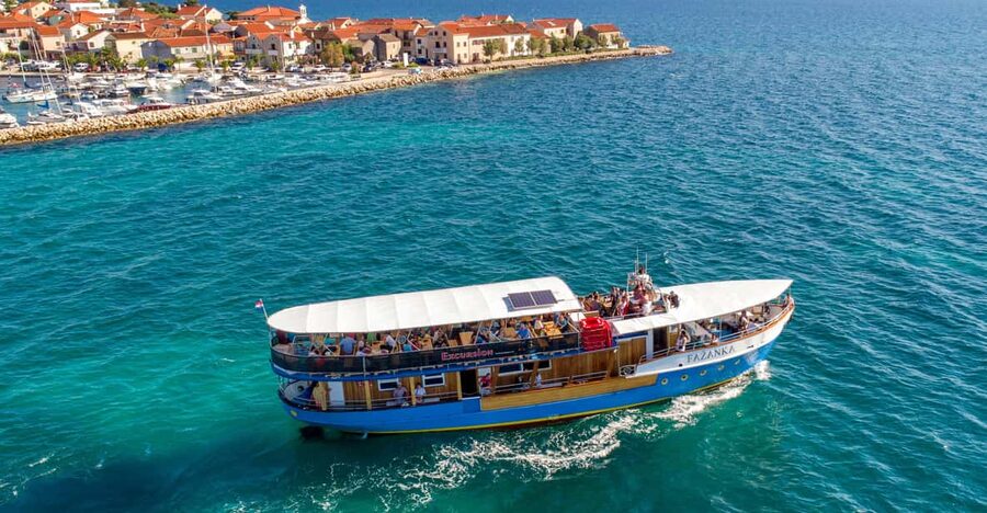 From Zadar/Bibinje: Kornati National Park Cruise with Lunch - Breakfast, Dalmatian lunch, and the unlimited water routine