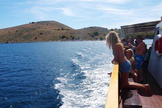 From Zadar: Kornati National Park Day Trip with Breakfast & Lunch - Meals and drinks on board: breakfast sandwich, grilled lunch, aperitif