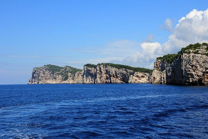 From Zadar: Kornati National Park Day Trip with Breakfast & Lunch - What to wear and pack for cliffs, salt water, and boat time