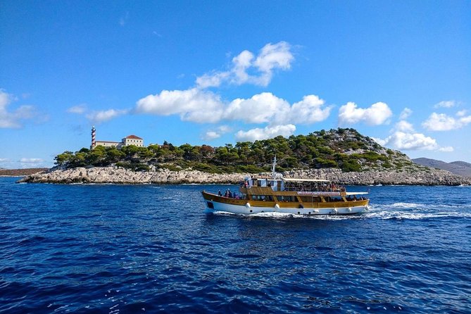 From Zadar: Kornati National Park Day Trip with Breakfast & Lunch - Telašćica Nature Park: Lake Mir swim and the 166-meter viewpoint