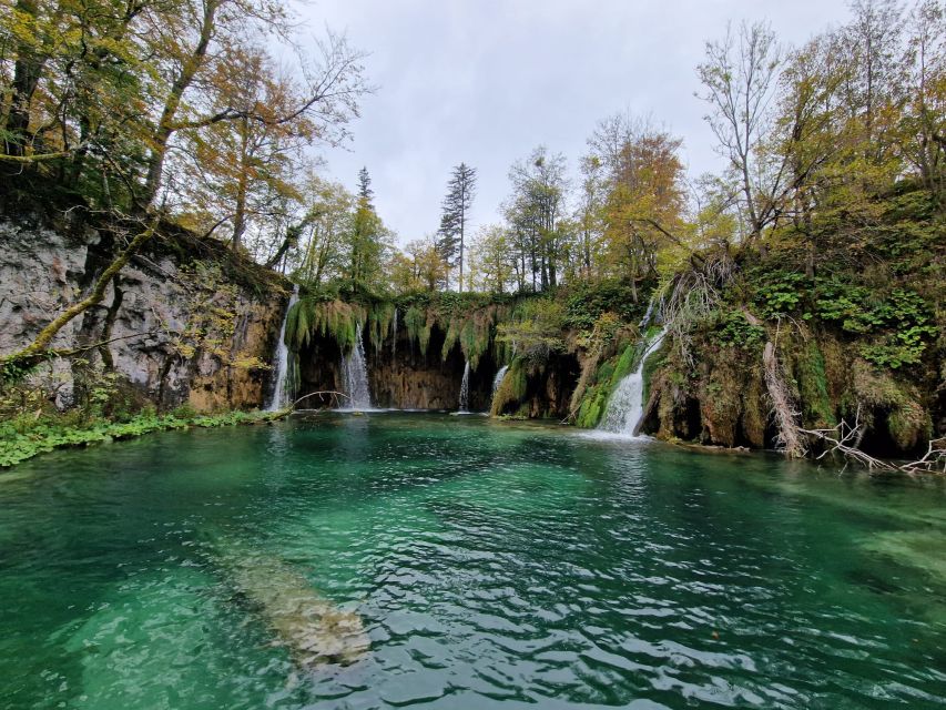 From Zadar: Krka Waterfalls Tour with Panoramic Boat Ride - Inside Krka: how the suggested route turns a big park into a clear plan