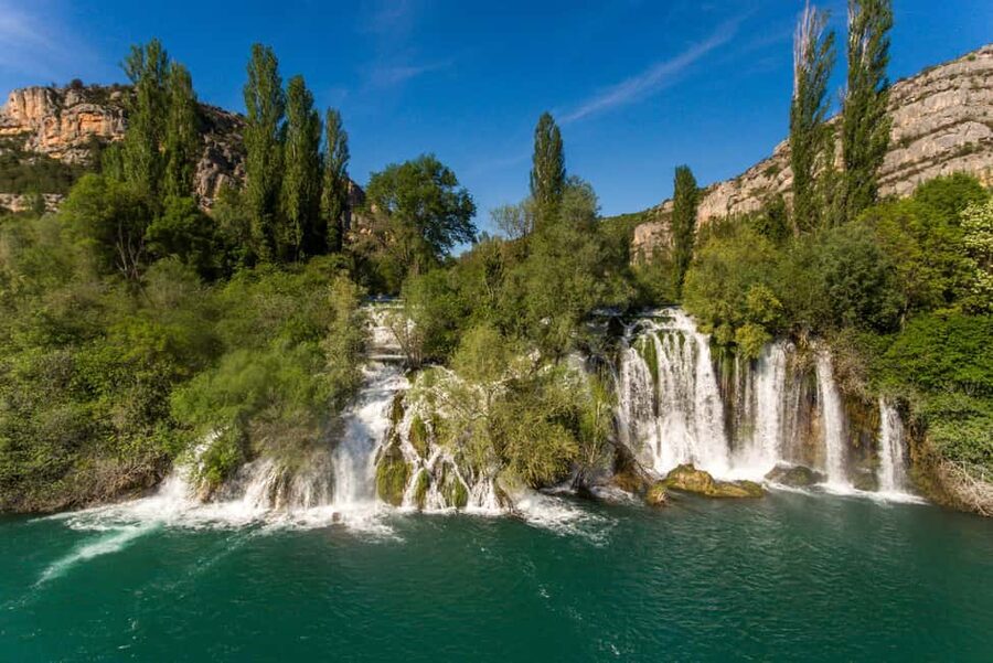 From Zadar: Krka Waterfalls Tour with Panoramic Boat Ride - The guided portion: what live English guidance is doing for you