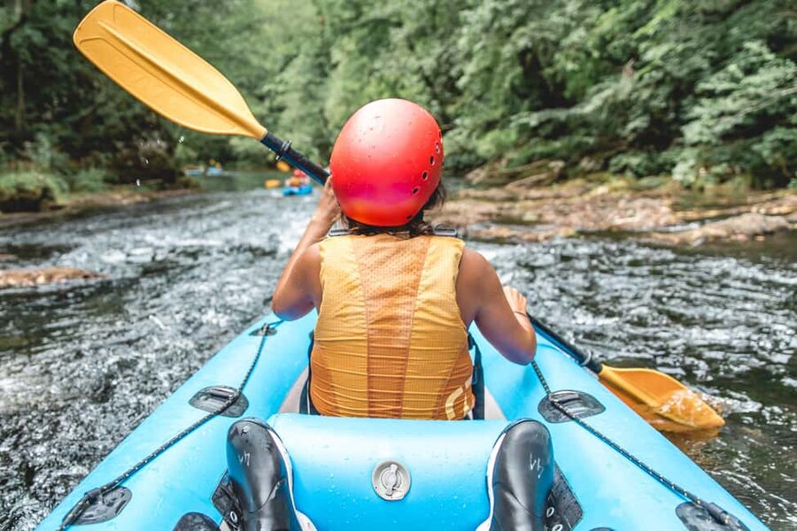 From Zagreb: Mrežnica kayaking & Rastoke village - day trip - Gear that makes or breaks the day: the dry barrel system and swim-ready kit