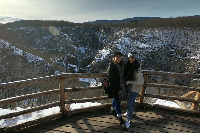 From Zagreb: Plitvice Lakes & Rastoke Tour - Walking reality at Plitvice: shoes, steps, and crowd timing