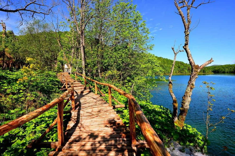 From Zagreb: Rastoke and Plitvice lakes Guided Day Trip - Who this day trip suits best (and who should think twice)