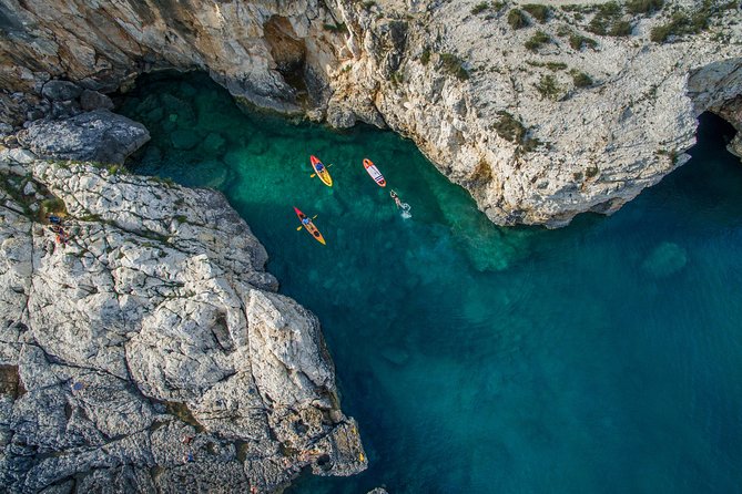 FULL CAVE & SAFARI EXPERIENCE by KAYAK - Lunch at Safari Bar, plus the snack kit and GoPro keepsakes