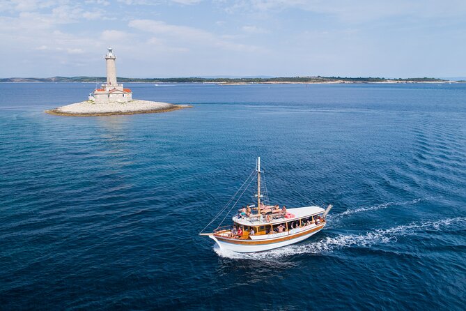 Full-Day Boat Tour of the Medulin Archipelago from Medulin - Kamenjak National Park and Golumbera cave swim break