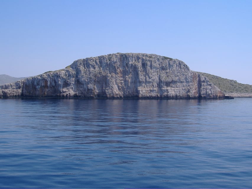 Full-day boat trip from Zadar and Sukošan to Kornati NP - The Kukljica Stop: Fishing Village Vibes and Ice Cream Reward