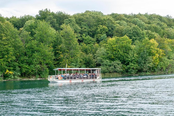 Full-Day Private Plitvice Lakes National Park Tour from Split - Crowds and heat: how to time your day without stress