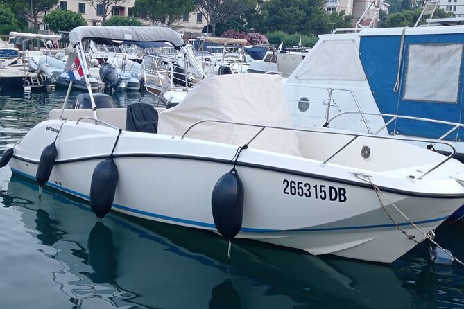 Full- Day Private Speedboat Tour in Dubrovnik on Elaphiti Islands - Dubrovnik departure and west-coast scenery before the island hopping
