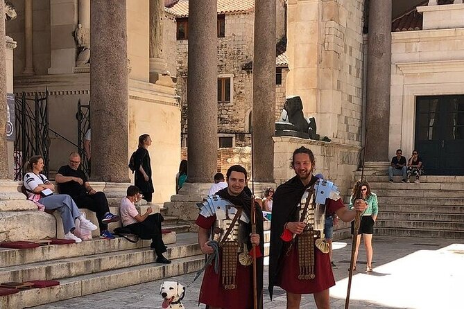 Game Of Thrones Split Walking Tour - Peristyle Square: where you start and get your map
