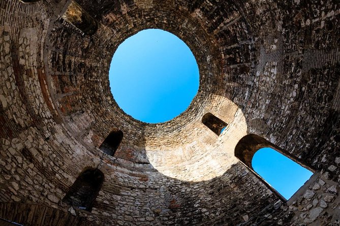 Game of Thrones Tour Split - City Of Dragons - Your guide and the style that keeps it fun