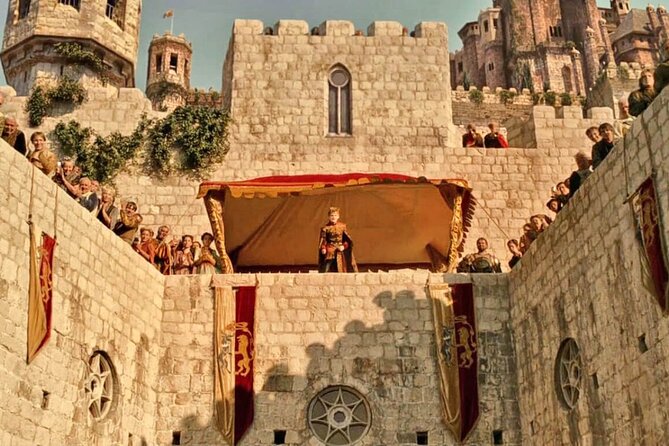 Game Of Thrones walking tour - Dubrovnik - Stradun: the Walk of Shame stairs and a real street-level moment