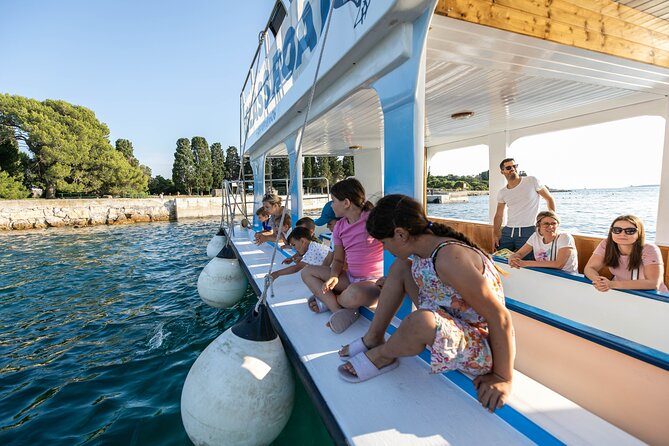 Glass boat tour Fažana with swimming stop - Getting to RIO BOAT Fažana and What the Trip Feels Like